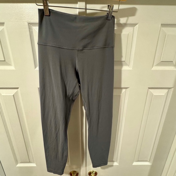 Lululemon Align HR Pant, 25" - Solar Grey - 6 - XLNT - Picture 2 of 8